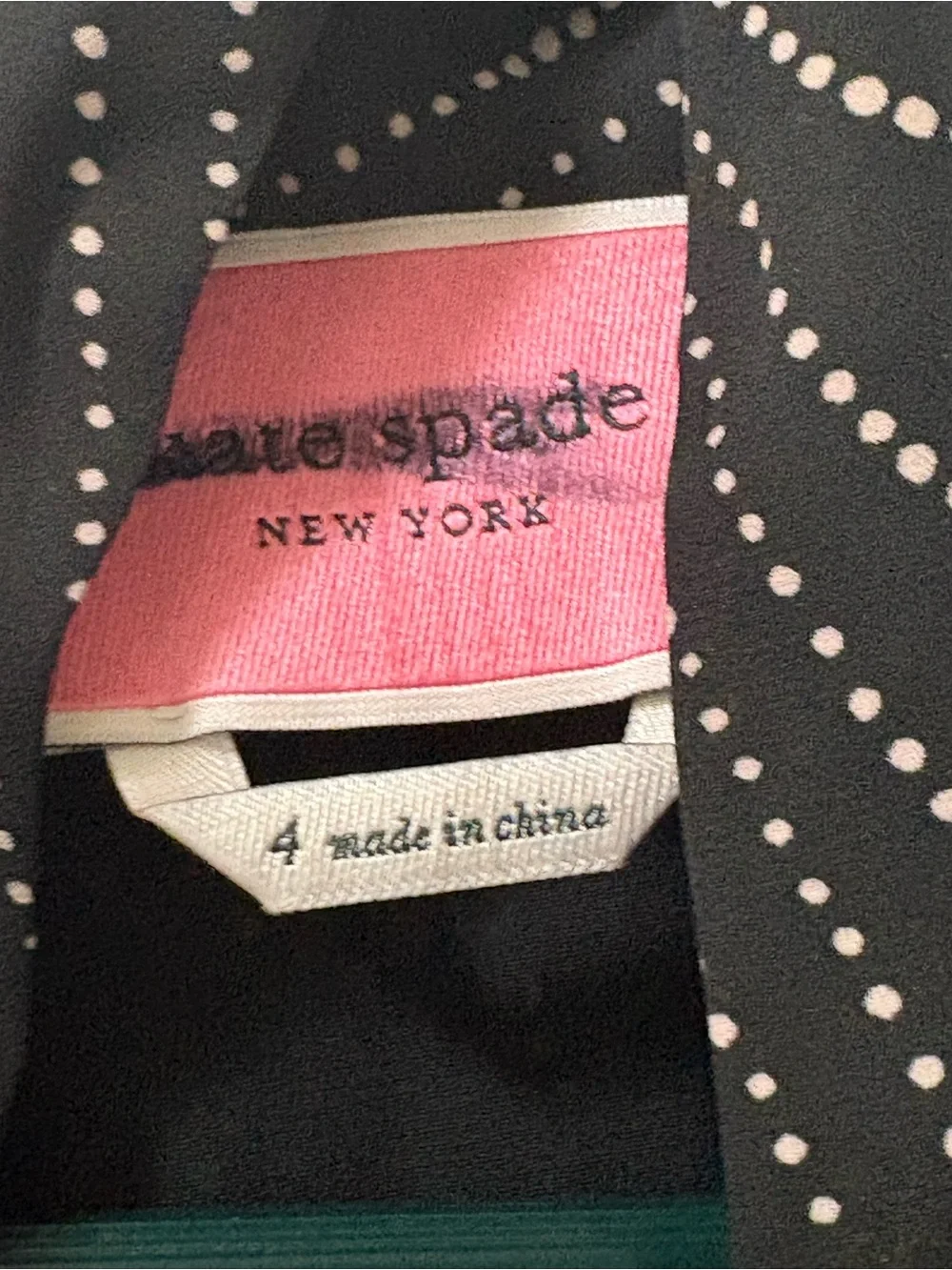 Kate Spade New York Wavy dot tie neck dress faux pearl button cuffs. Size 4 NWOT